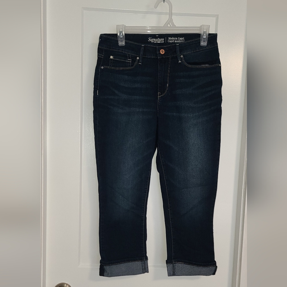 Signature Women's Deep Indigo Cropped Jeans